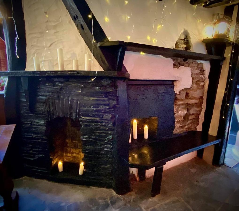 Jolly Sailor Inn Looe Eksteriør bilde
