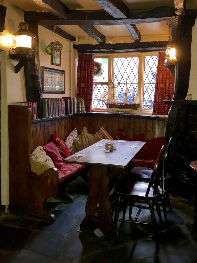 Jolly Sailor Inn Looe Eksteriør bilde